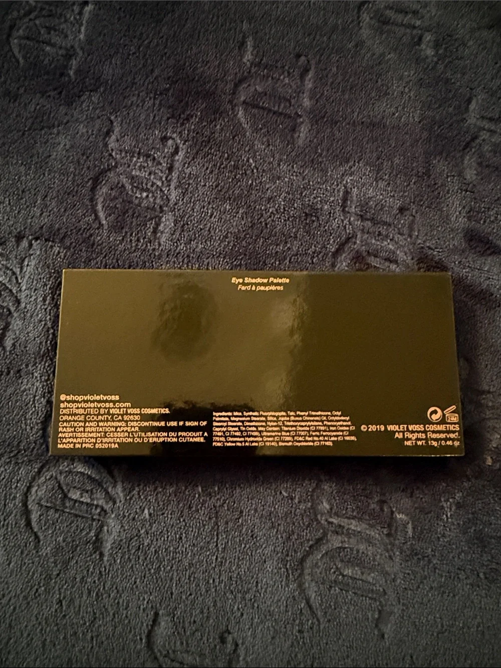Violet Voss Essentials Eye Shadow Palette - Multicolor Script - Picture 3 of 4